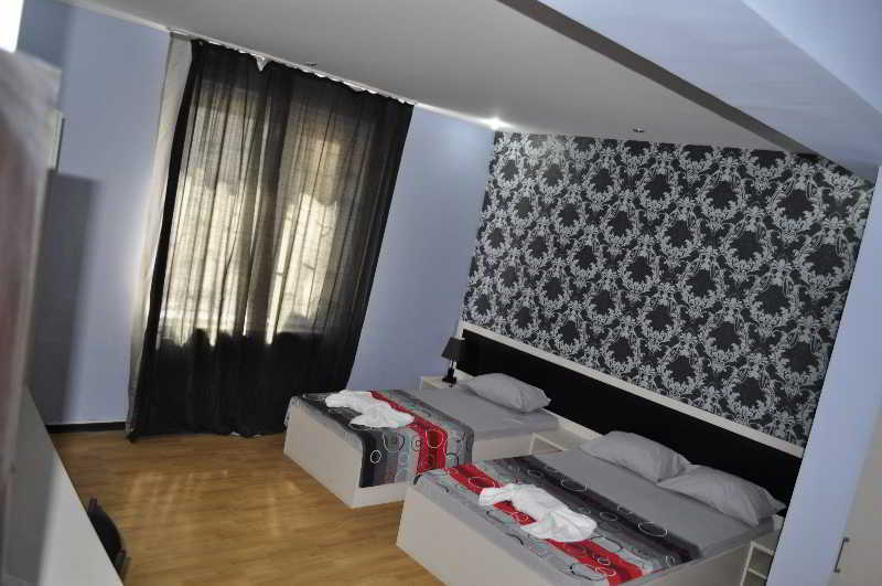 Hotel Cristal Palace Tbilisi Exterior photo